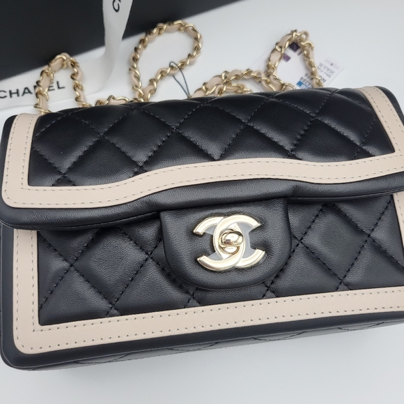 Brand new authentic Chanel two-tone mini flap bag from 23B - Picture 14 of 17